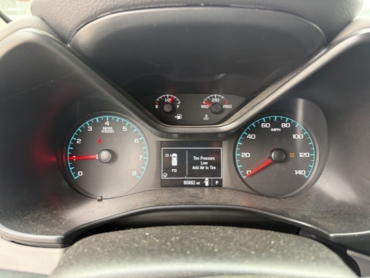 2019-chevrolet-colorado-image-27