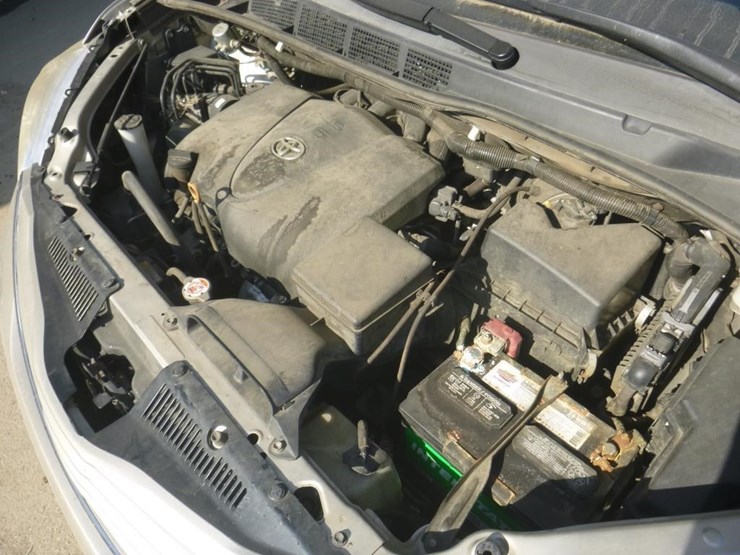2017-toyota-sienna-image-11