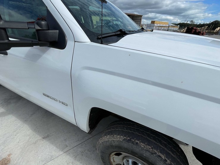 2016-chevrolet-2500-image-57