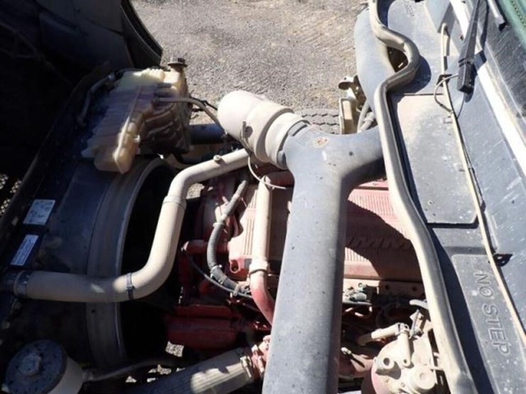 2021-international-hx620-image-32