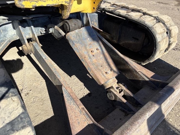 2003-kobelco-sk45sr-image-11