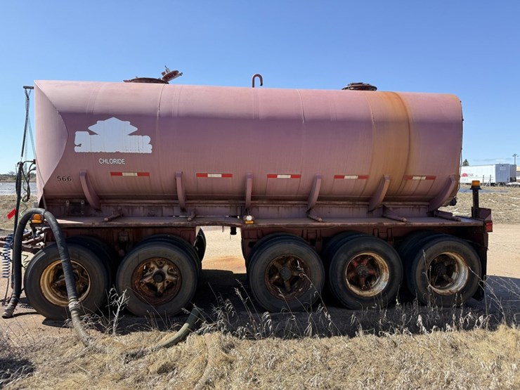 1966-fruehauf-trailer-image-2