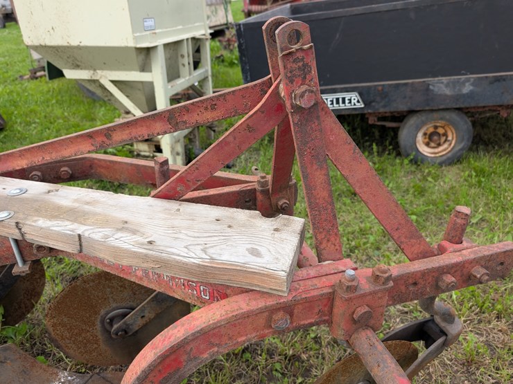 #4062-•-massey-ferguson-mow-board-plow-image-5