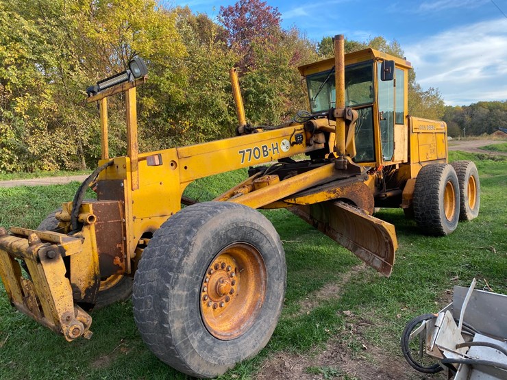 john-deere-770-image-13