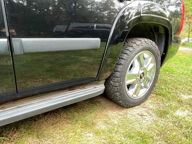 2007-chevrolet-tahoe-ltz-image-24