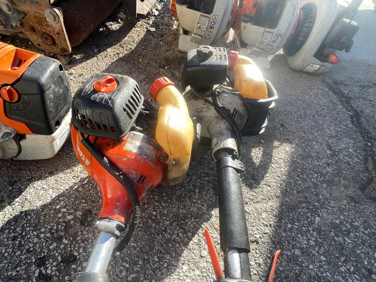 #1858-•-(4)-gas-powered-lawn-tools-image-7