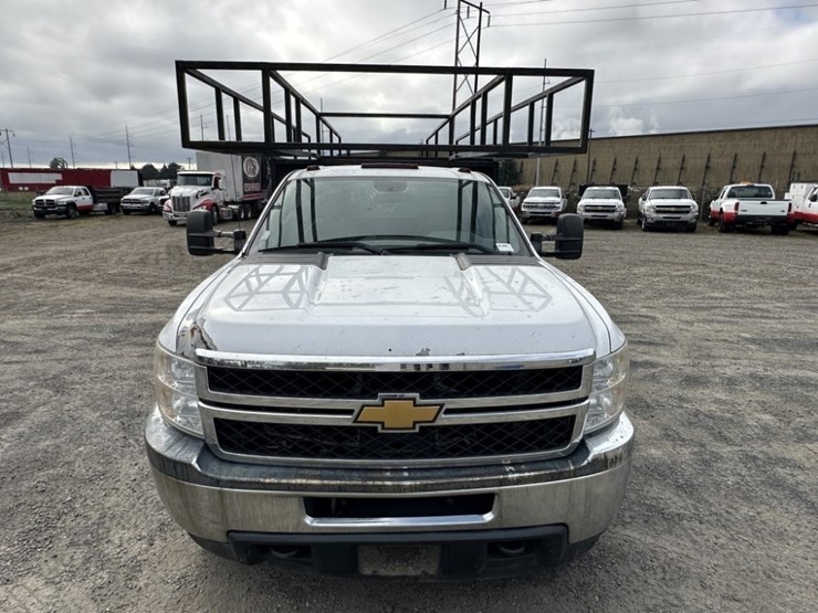 2013-chevrolet-silverado-3500-image-8