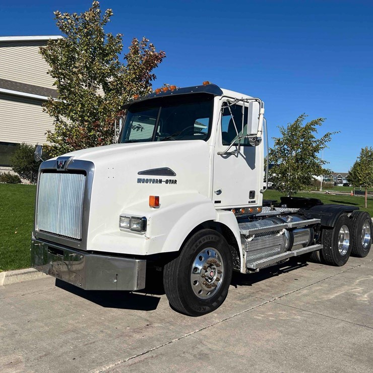 2014 WESTERN STAR 4800SB