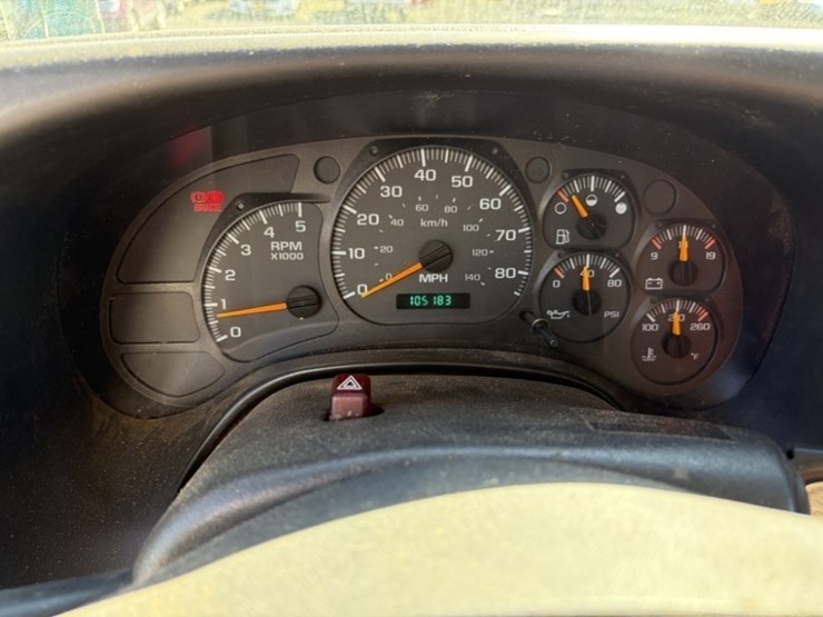 2006-gmc-c6500-chip-truck-image-21