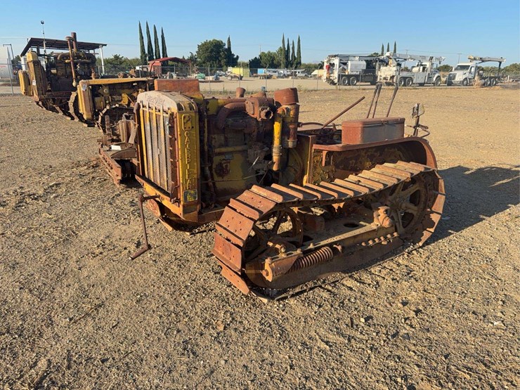 caterpillar-twenty-two-image-1