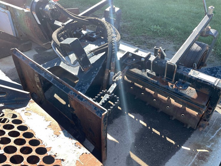 #1808-•-harley-72"-power-box-rake-attachment-image-12