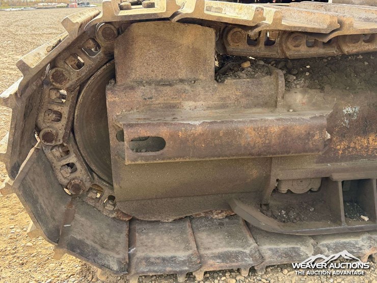 jcb-js220-lc-image-17