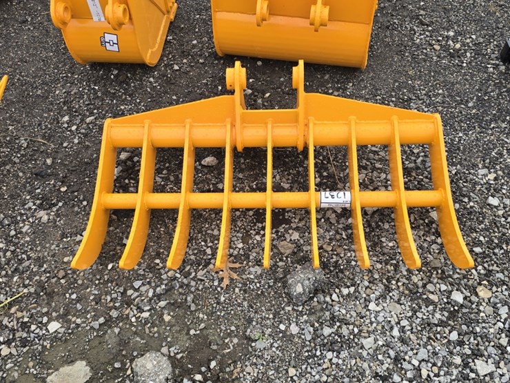 caterpillar-305-image-2