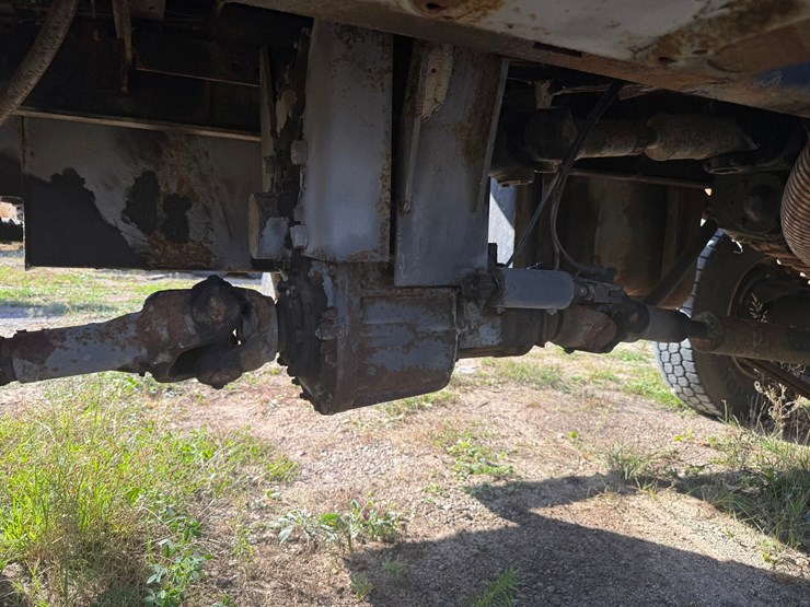 1989-ford-l8000-image-46