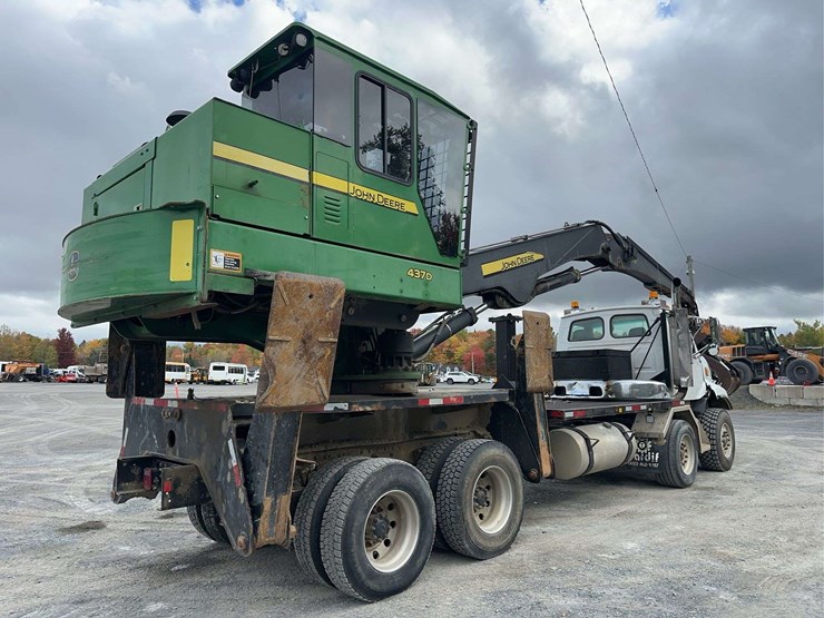 2006-sterling-lt9500-image-5