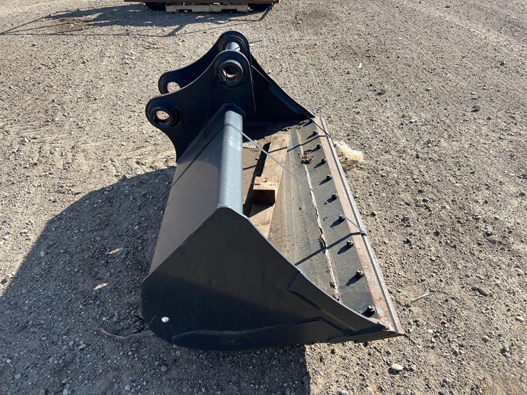 bobcat-excavator-bucket-image-4