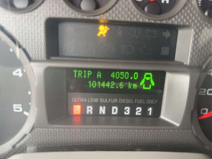 2009-ford-f550-xlt-image-25