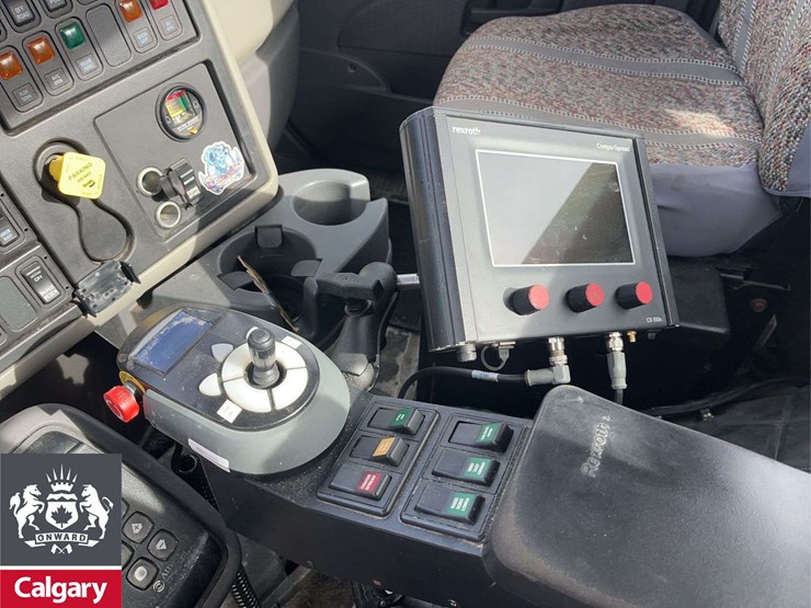 2019-international-workstar-7400-image-18