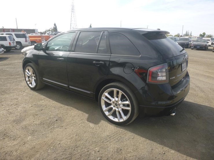 2010-ford-edge-image-4