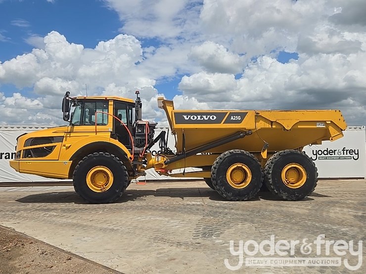 2023-volvo-a25g-image-2
