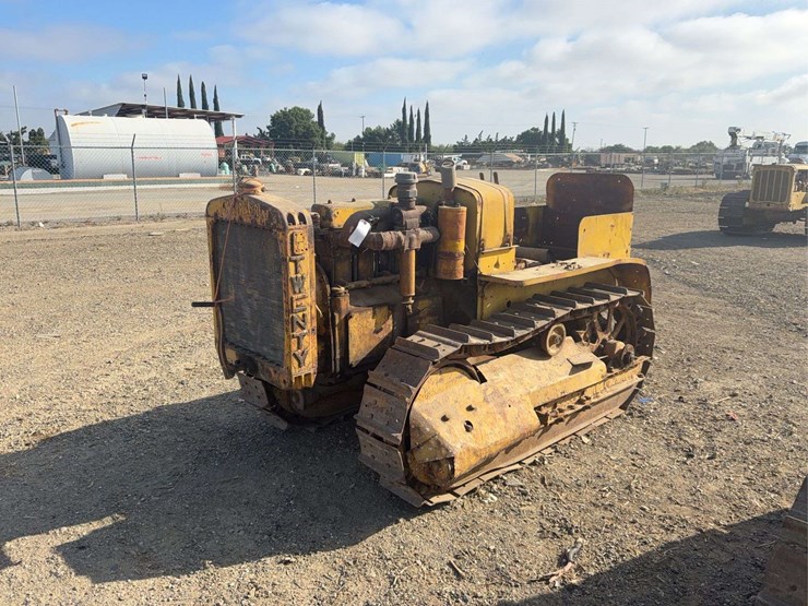 caterpillar-twenty-image-1