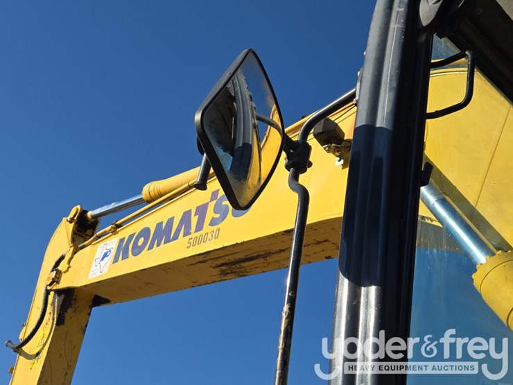 komatsu-pc210-image-67