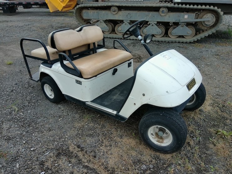 ez-go-golf-cart-image-2