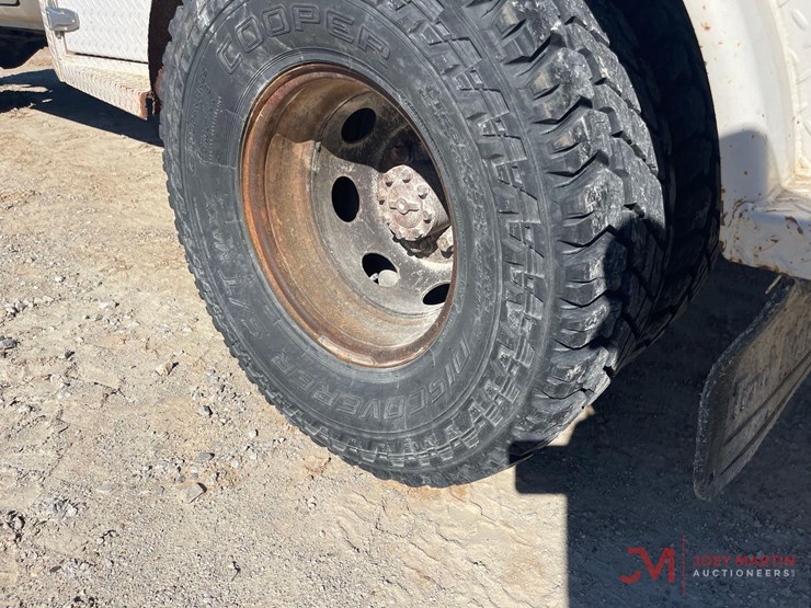 2001-dodge-ram-3500-image-10