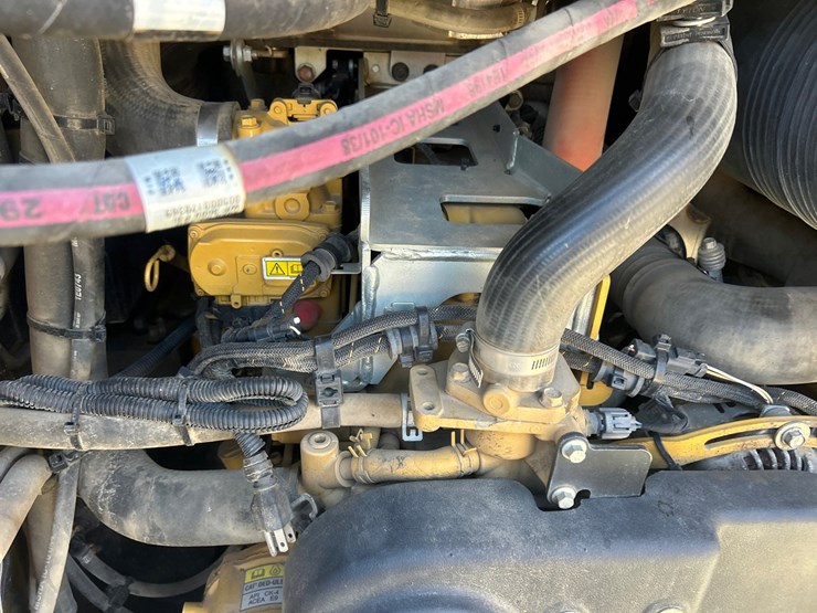 caterpillar-299d-image-34