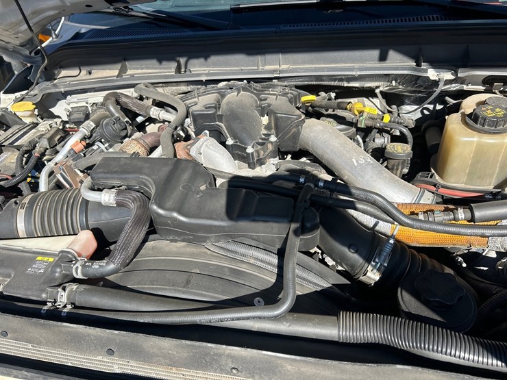 2011-ford-f350-image-54