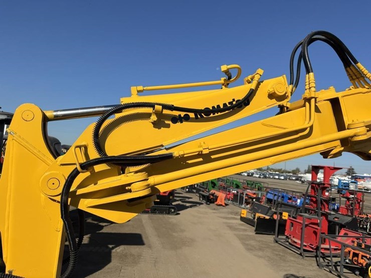 komatsu-pc28uu-image-15