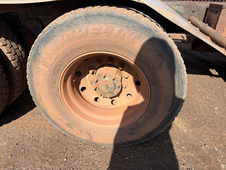kenworth-t800-image-54
