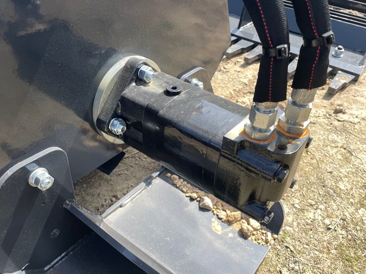 #2019-•-wolverine-skid-steer-tiller-attachment-image-9