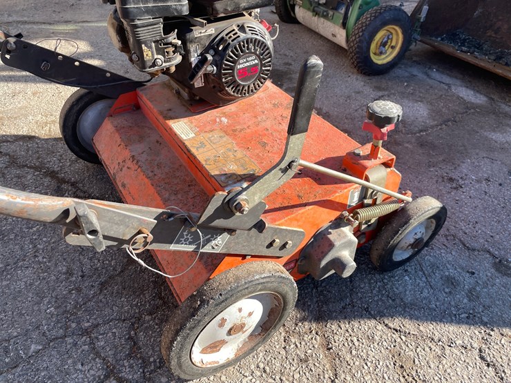 #1854-•-husqvarna-walk-behind-leaf-thatcher-image-10