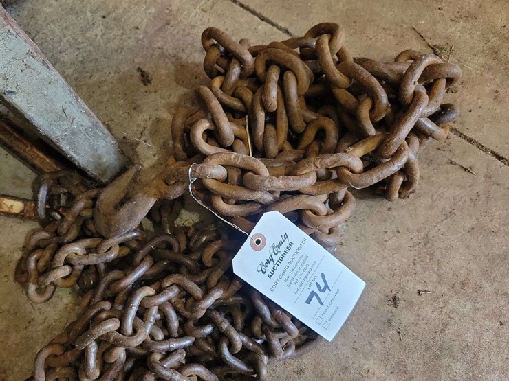 heavy-duty-metal-tow-chain-with-hook-image-1