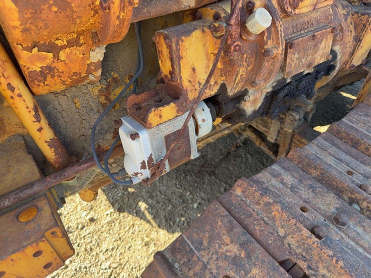 caterpillar-rd6-image-24