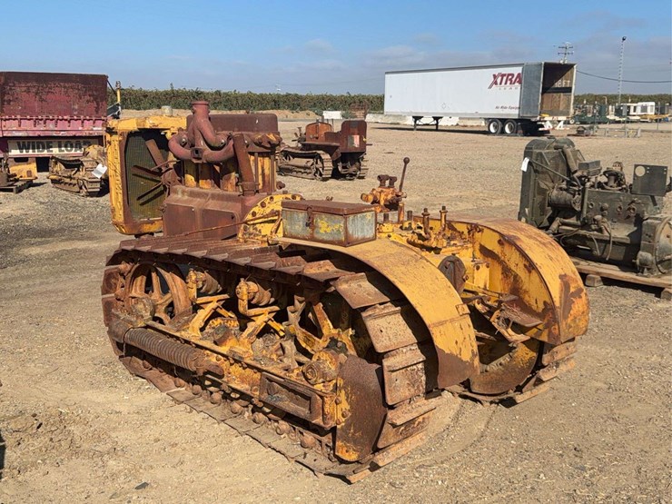 caterpillar-thirty-image-2