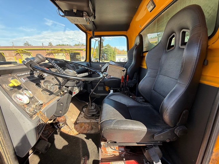 1989-ford-l8000-image-56