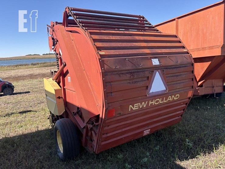 new-holland-850-image-5