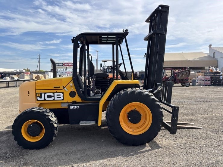 2019-jcb-903-4rt-forklift-image-7