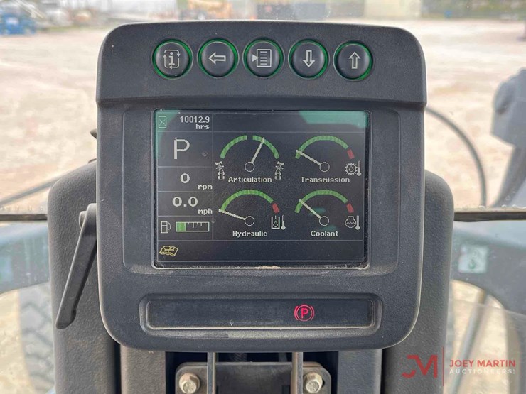 2010-deere-670g-image-20