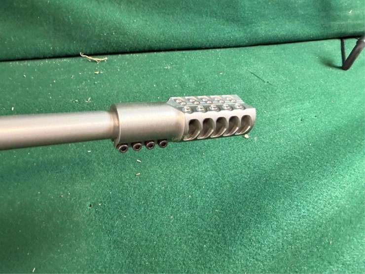 winchester-mdl.70-7mm-wsm-rifle-image-8