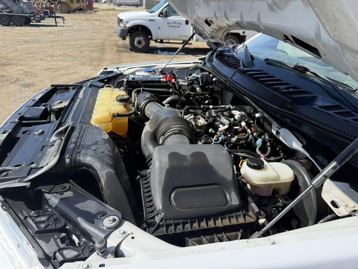 2020-ford-f150-image-56