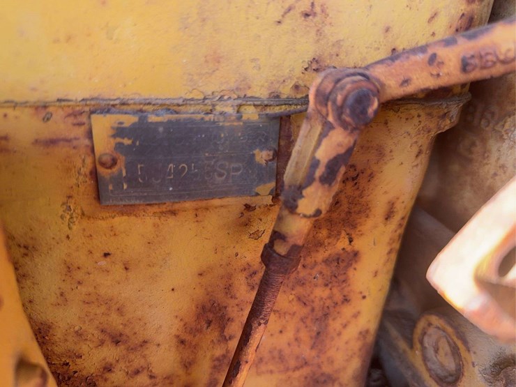 caterpillar-d2-image-21