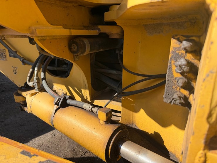 deere-672d-image-62
