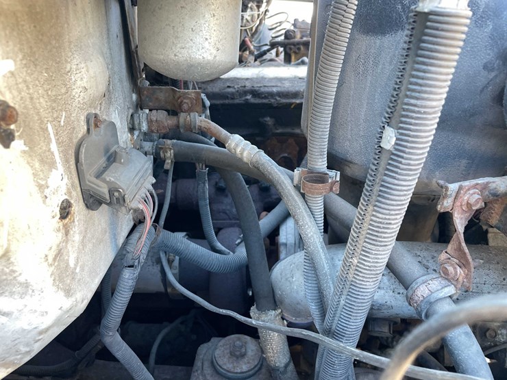 2002-chevrolet-6500-image-56