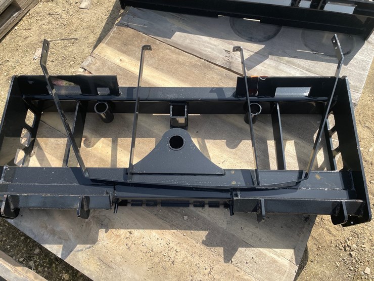 #2033-•-wolverine-skid-steer-pallet-fork-frame-attachment-image-12