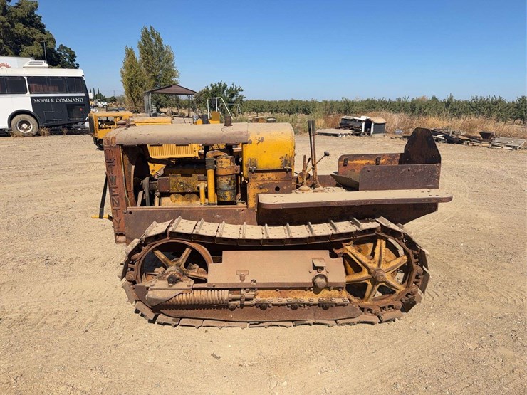 caterpillar-20-image-2
