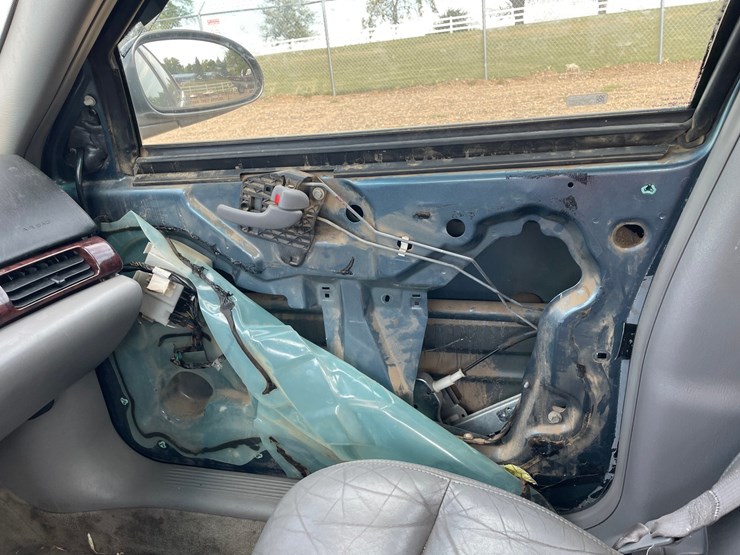 #526-•-2004-buick-lesabre-sedan-(has-mn-title)-(princeton,-mn)-image-23
