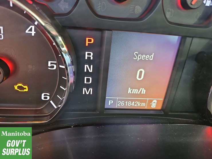 2015-chevrolet-silverado-1500-image-34
